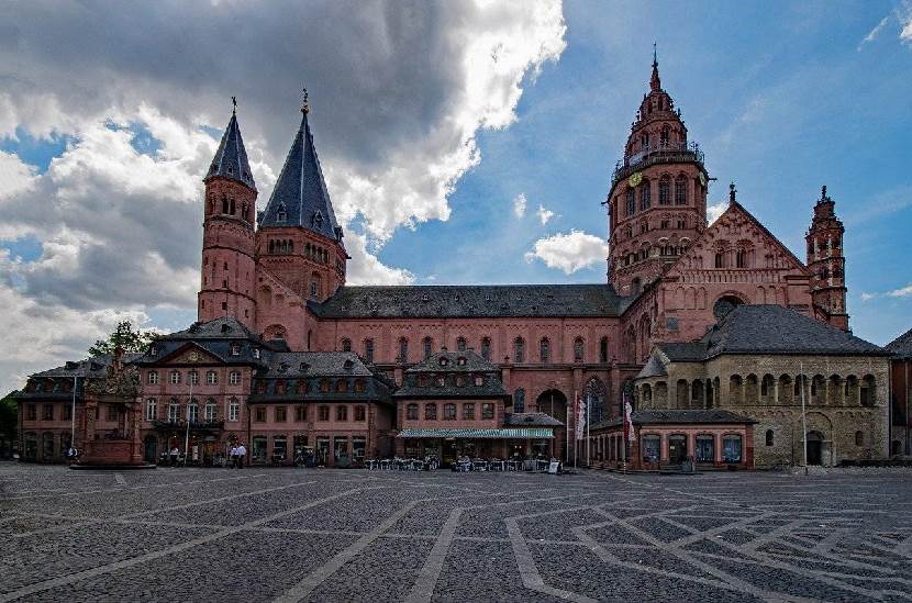 Романская архитектура Германии
